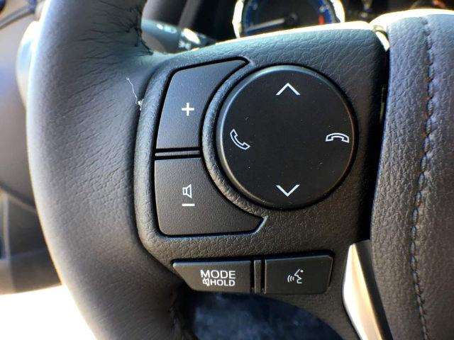 2017 Toyota Corolla SE 4dr Sedan CVT